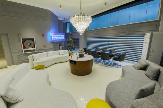 Slider image (5) Smile Hair Clinic